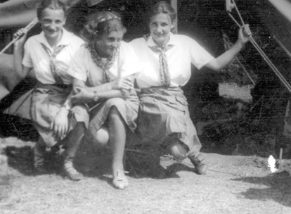 Obóz wyszkowskich harcerek w Rajczy koło Żywca, 1938 r.