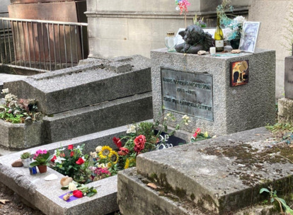 Cmentarz Père-Lachaise - grób Jima Morrisona